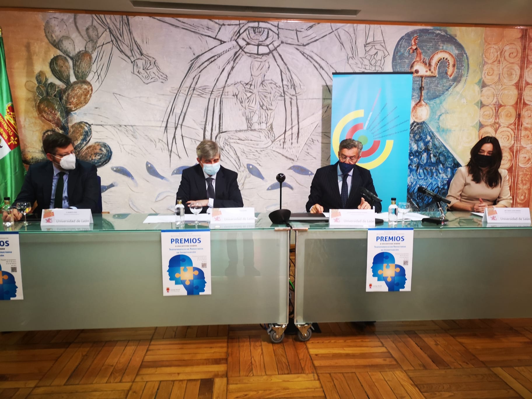 La institución universitaria convoca, junto a su Consejo Social, unos premios por valor de 4.000 euros.