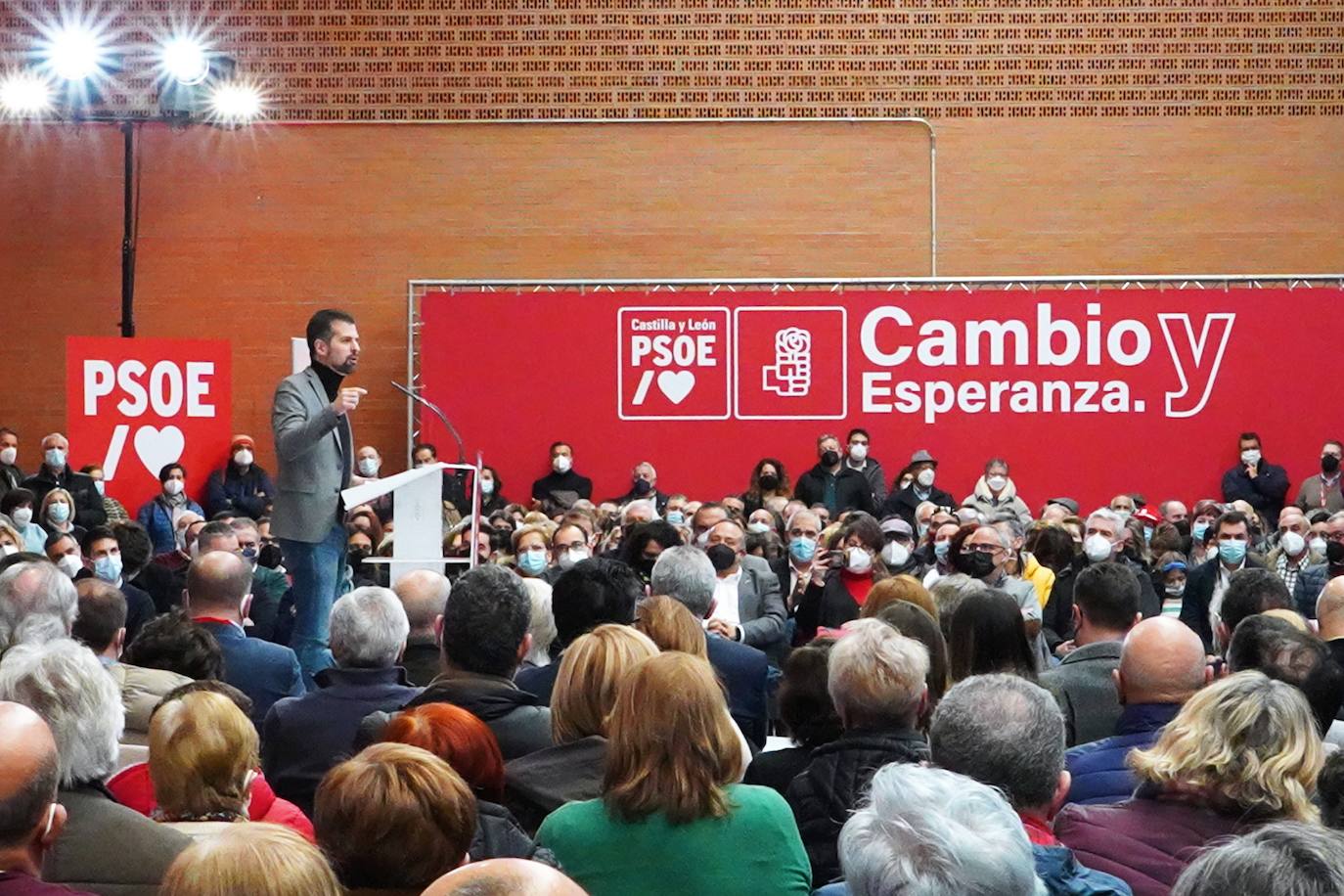 Acto electoral en León del candidato del PSOE a la Presidencia de la Junta, Luis Tudanca; el expresidente José Luis Rodríguez Zapatero y del presidente y secretario general del PSOE, Pedro Sánchez.