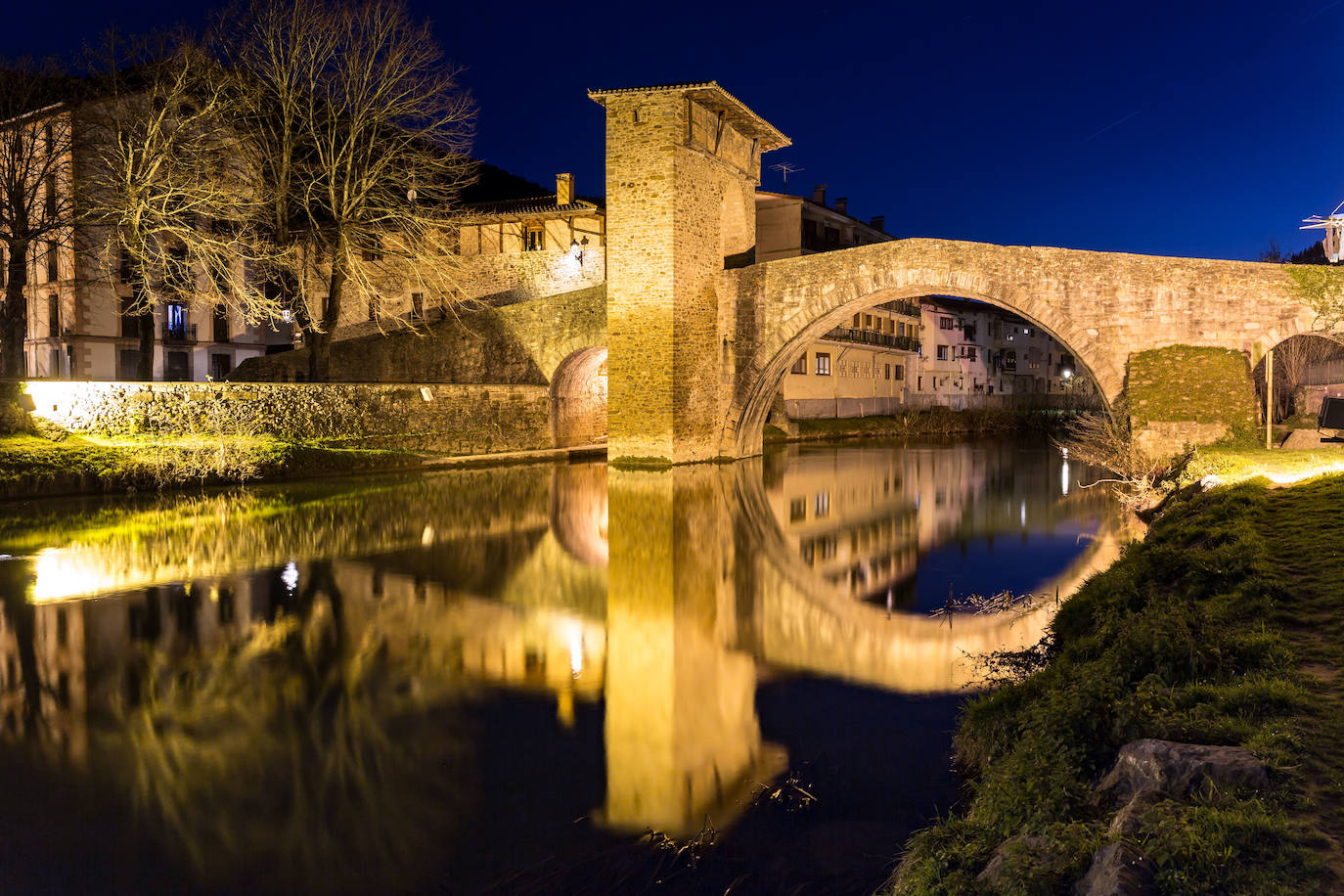 Puente Viejo de Balmaseda (Vizcaya, País Vasco)