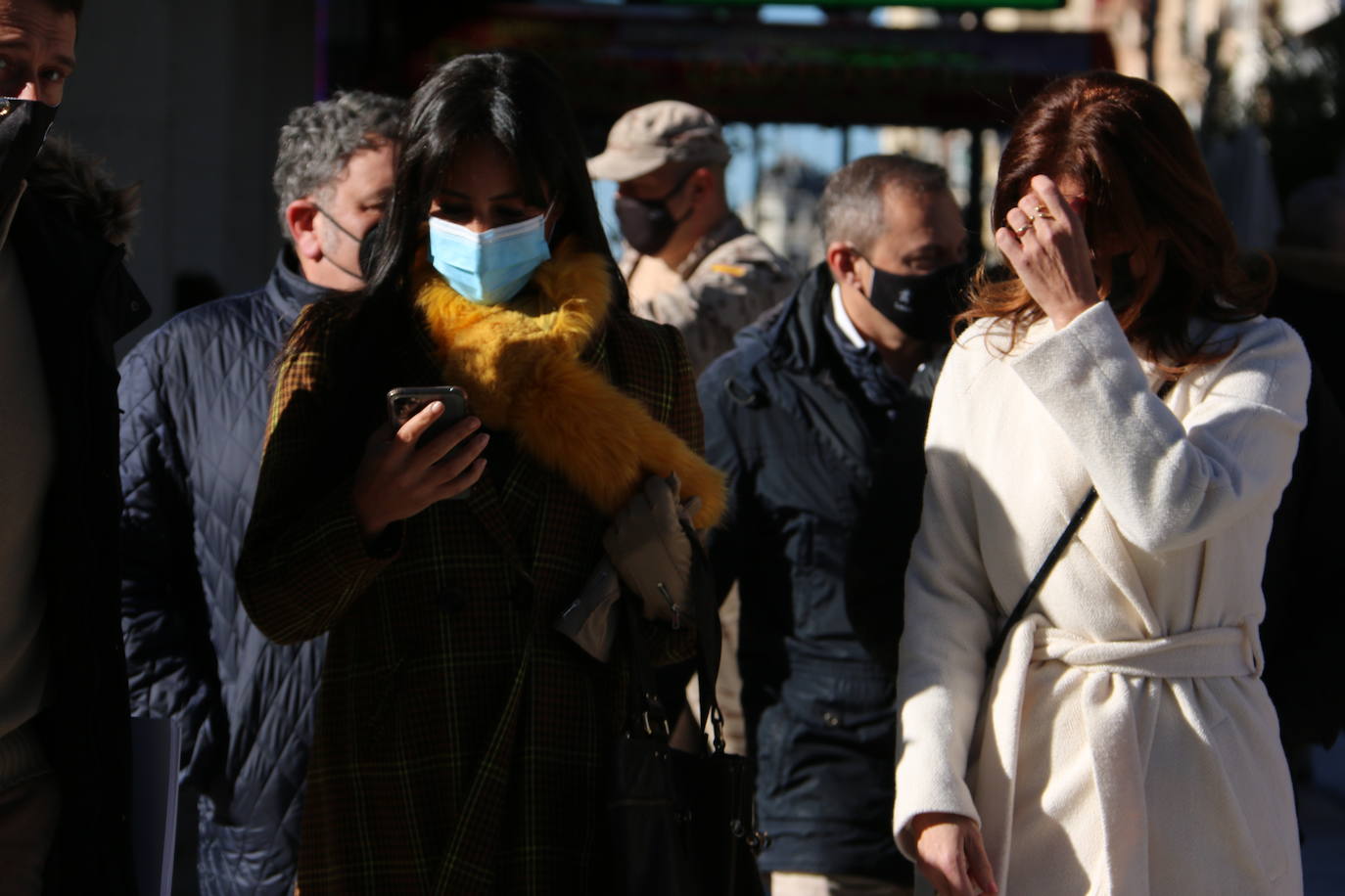 La vicealcaldesa de Madrid recorre las calles de la capital y visita la sede del CEL junto a los cargos de Ciudadanos.