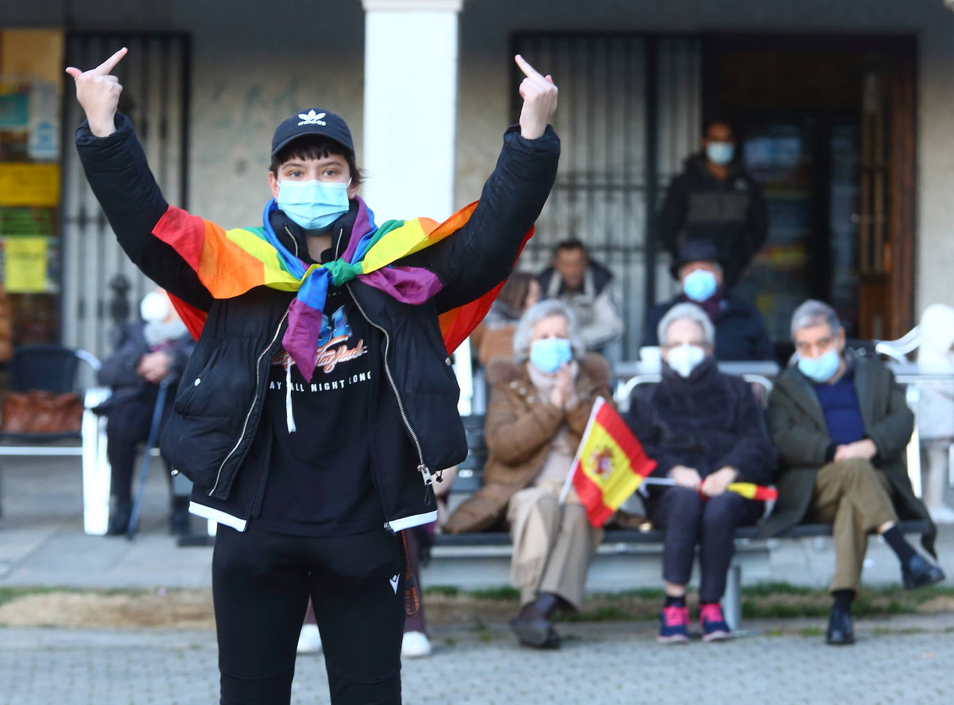 Santiago Abascal participa en un acto de campaña en Ponferrada.