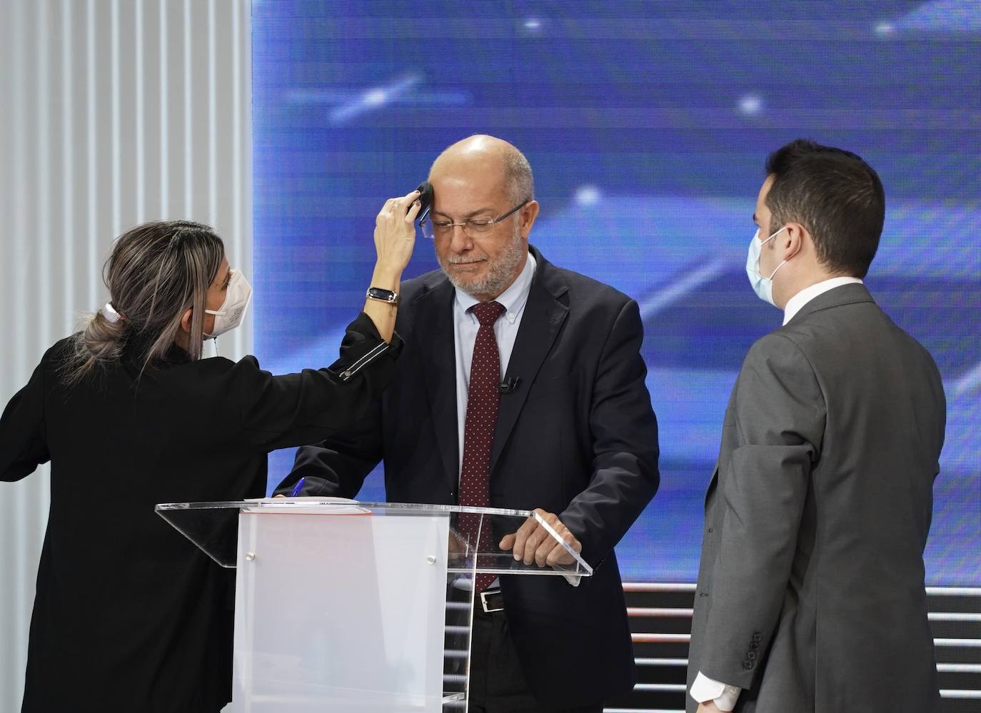 Alfonso Fernández Mañueco, Luis Tudanca y Francisco Igea han debatido durante noventa minutos sobre varias cuestiones que afectan de lleno a la comunidad.