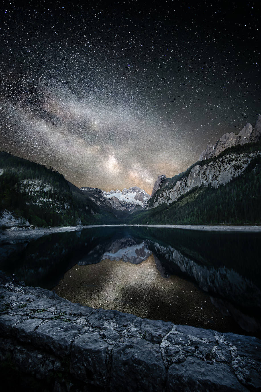 El lago Gosausee en Salzkammergut.