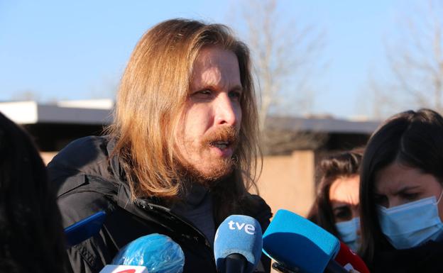 Pablo Fernández, durante las declaraciones en Villaquilambre. 