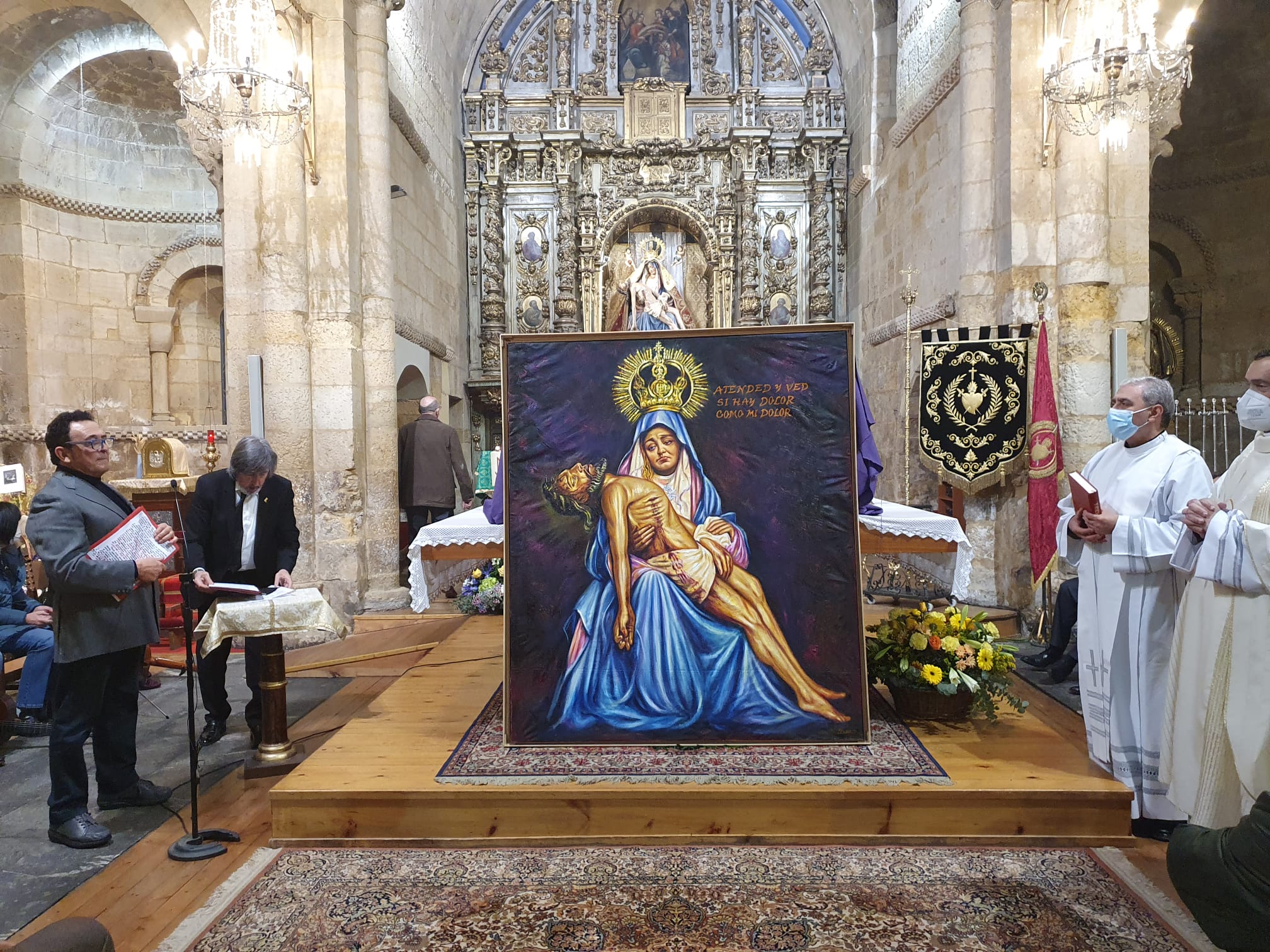 Fiel a la tradición la Parroquia de Nuestra Señora del Mercado, antigua del Camino, ha celebrado este miércoles la fiesta anual de 'La Aparición'