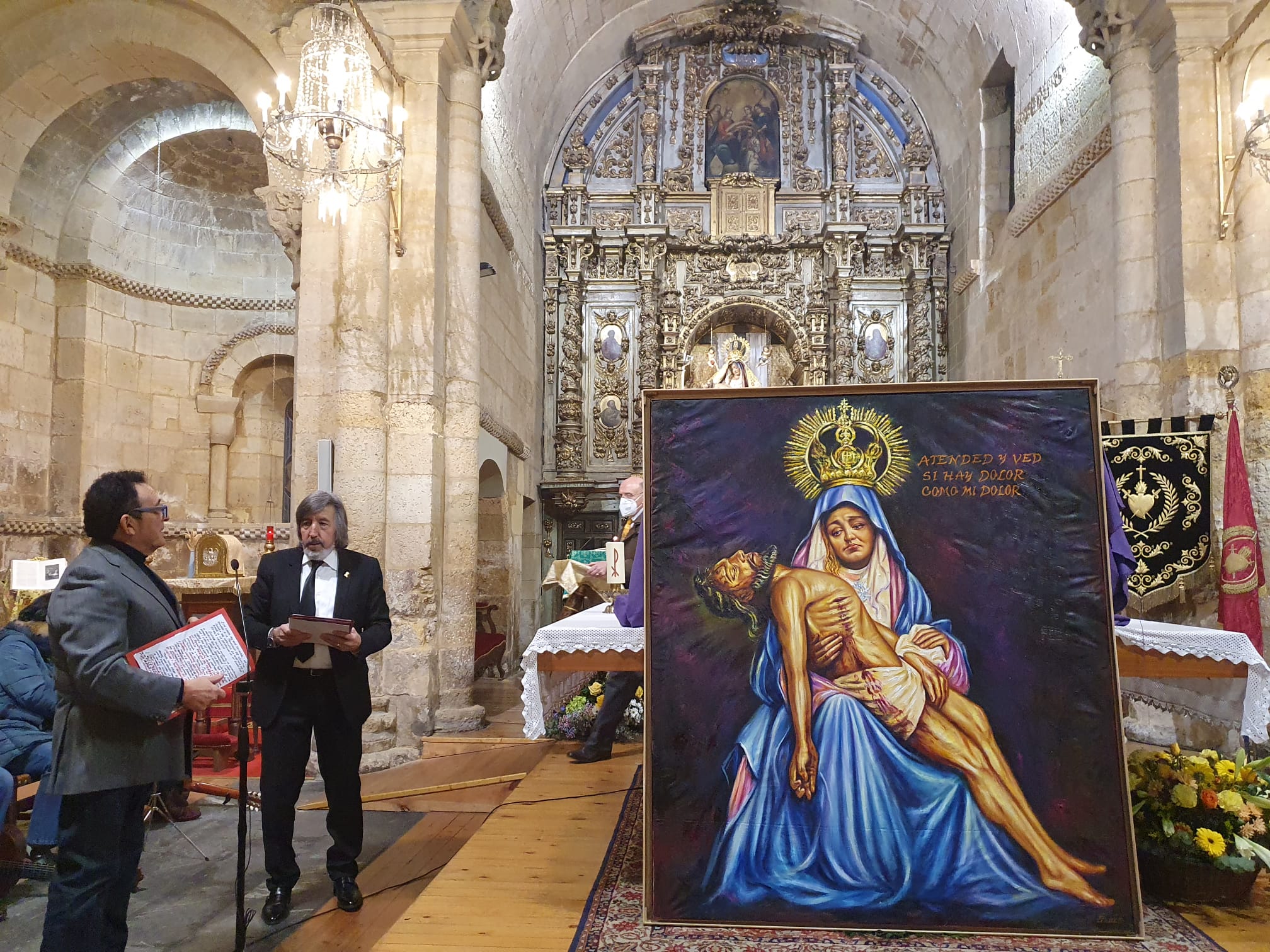 Fiel a la tradición la Parroquia de Nuestra Señora del Mercado, antigua del Camino, ha celebrado este miércoles la fiesta anual de 'La Aparición'