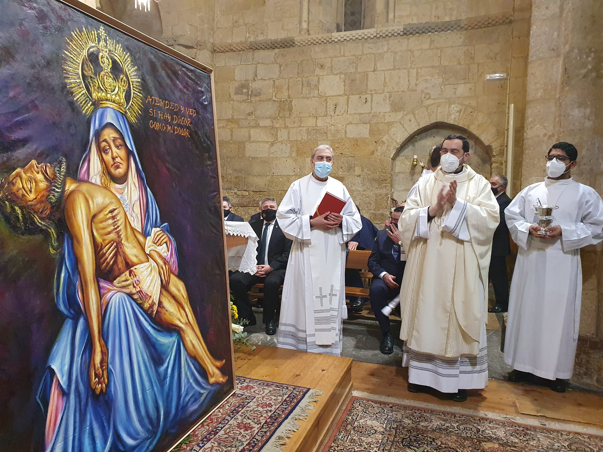 Fiel a la tradición la Parroquia de Nuestra Señora del Mercado, antigua del Camino, ha celebrado este miércoles la fiesta anual de 'La Aparición'