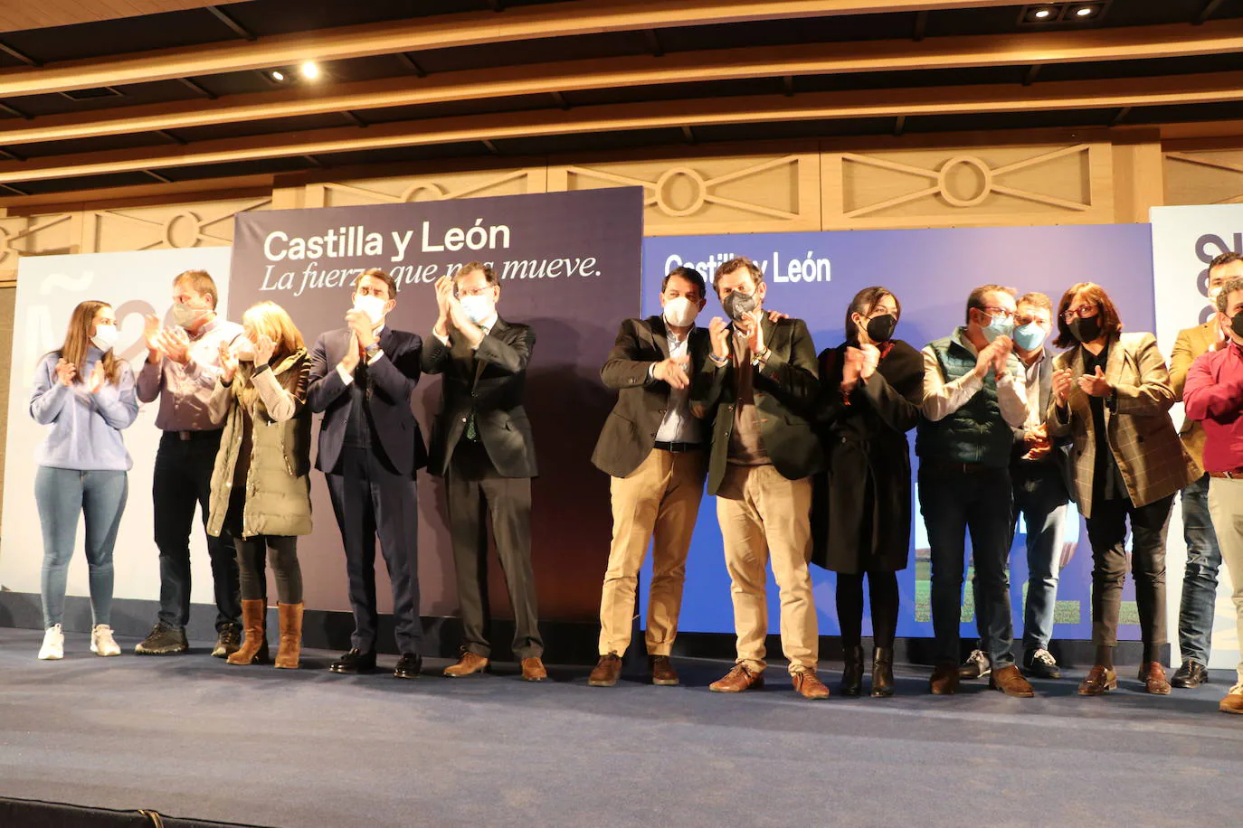 El ex presidente del Gobierno visita la capital en uno de los últimos actos de camapaña para arropar al candidato a la Junta por los populares, Alfonso Fernández Mañueco, de cara al próximo 13 de febrero.