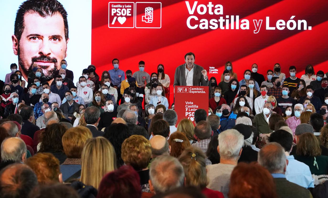 Cierre de campaña con la participación del secretario provincial del PSOE y alcalde de Valladolid, Óscar Puente; la cabeza de lista por la provincia, Patricia Gómez; el candidato a la Junta y el presidente del Gobierno y secretario general del PSOE, Pedro Sánchez.