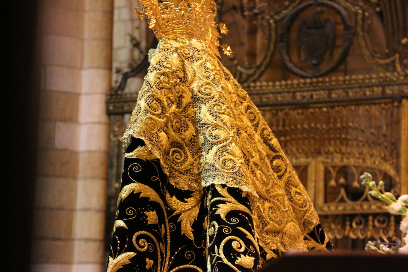 El acto se ha desarrollado en la Catedral de León y ha contado con la presencia de autoridades civiles y religiosas.