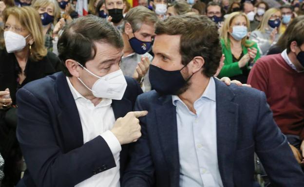 El candidato del Partido Popular a la Presidencia de la Junta, Alfonso Fernández Mañueco, Participa en un acto electoral en Valladolid junto al presidente nacional del partido, Pablo Casado.