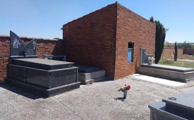 El 24 de febrero comenzarán las exhumaciones en el cementerio de Villadangos del Páramo