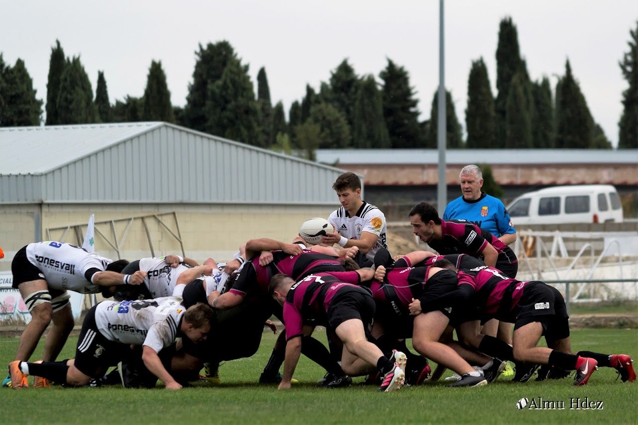 El León Rugby Club inicia su carrera hacia el ascenso.