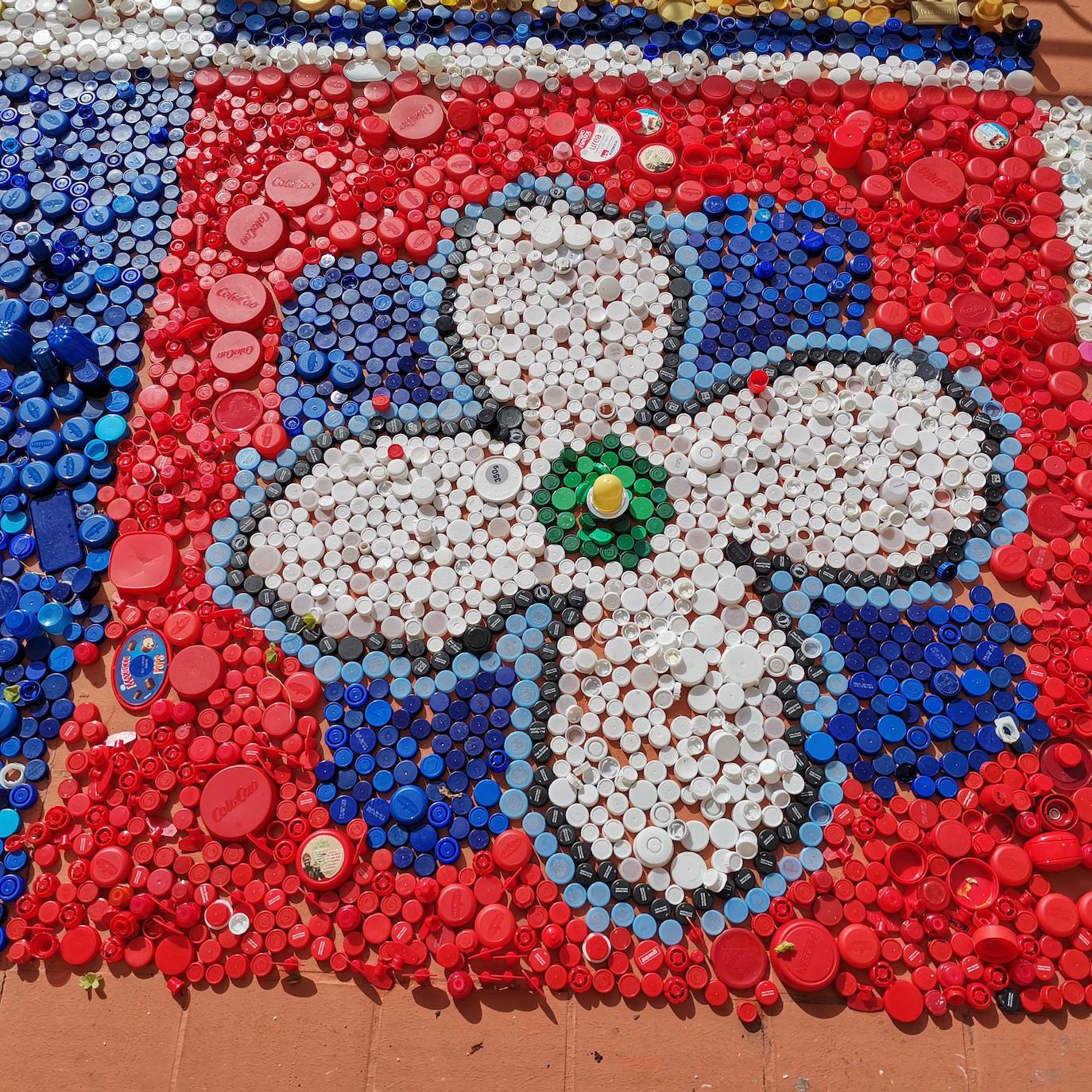 Proyecto artístico de reciclaje en Maristas San José.