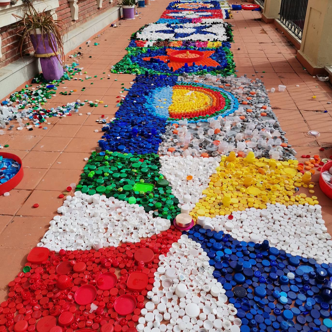 Proyecto artístico de reciclaje en Maristas San José.