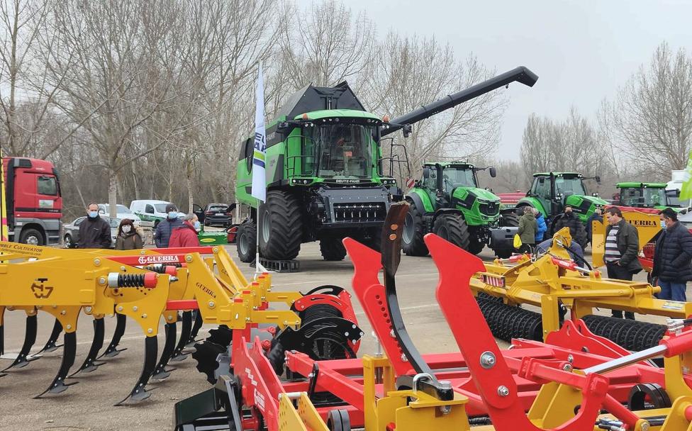 La Feria de Febrero de Valencia de Don Juan vuelve a la normalidad después de que se tuviera que suspender en el año 2021 debido a la pandemia.