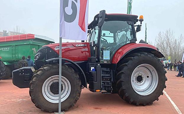 Imagen. Los tractores vuelven a ser uno de los grandes atractivos de la Feria de Febrero