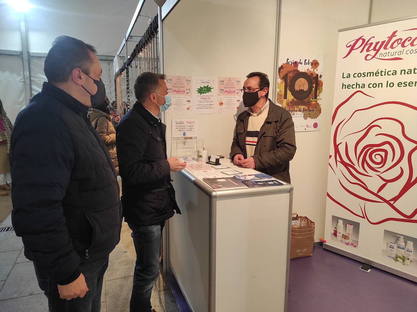 Este sábado 19 de febrero, a las 12:00 horas, junto a la exposición de tractores antiguos, en el entorno del Castillo se celebrará el II Concurso-Exposición de Burros de raza Zamorano-Leonesa.