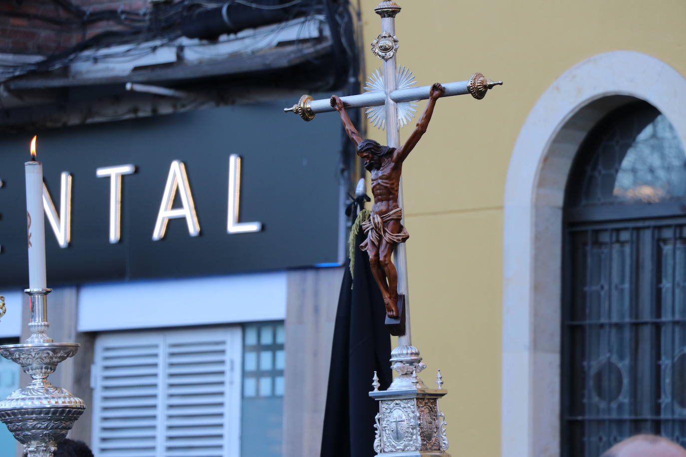 El paso recorrió este sábado las calles de la capital.
