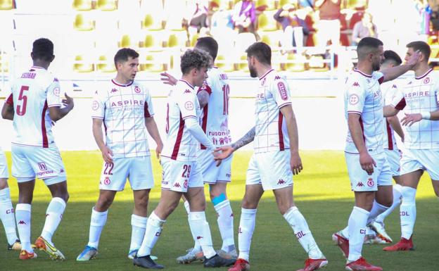 Galería. Los jugadores de la Cultural celebran uno de sus goles.