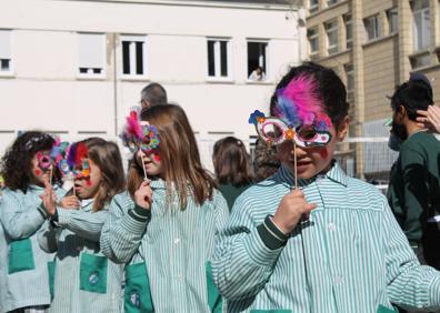 Imagen secundaria 1 - La Asunción de Ponferrada celebra el Carnaval con sus alumnos