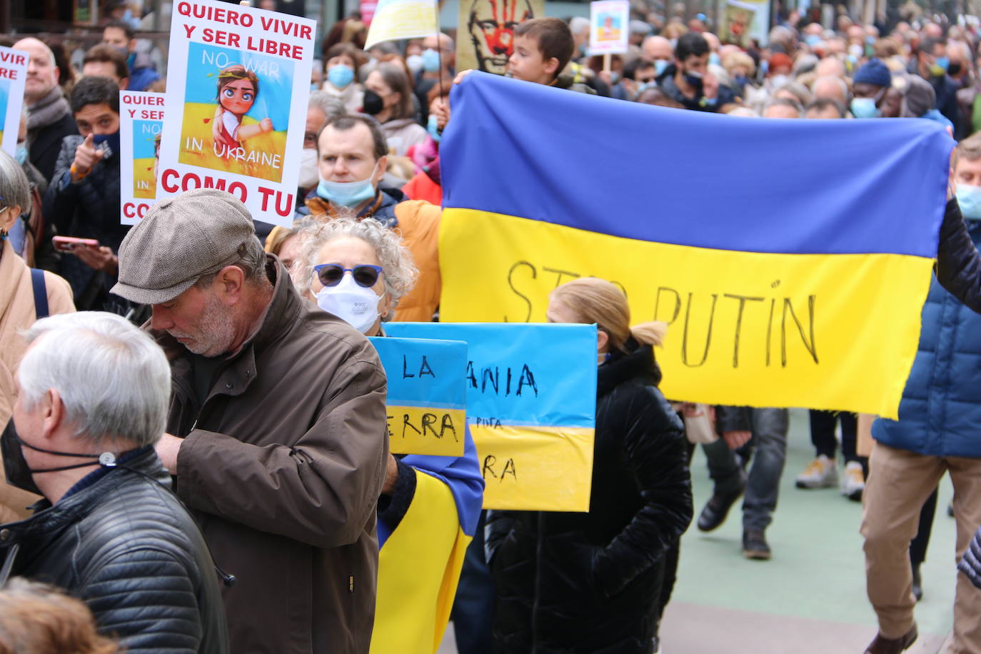 Miles de personas recorren la distancia entre Guzmán y Botines para apoyar al pueblo ucraniano en la guerra que están sufriendo a miles de kilómetros.
