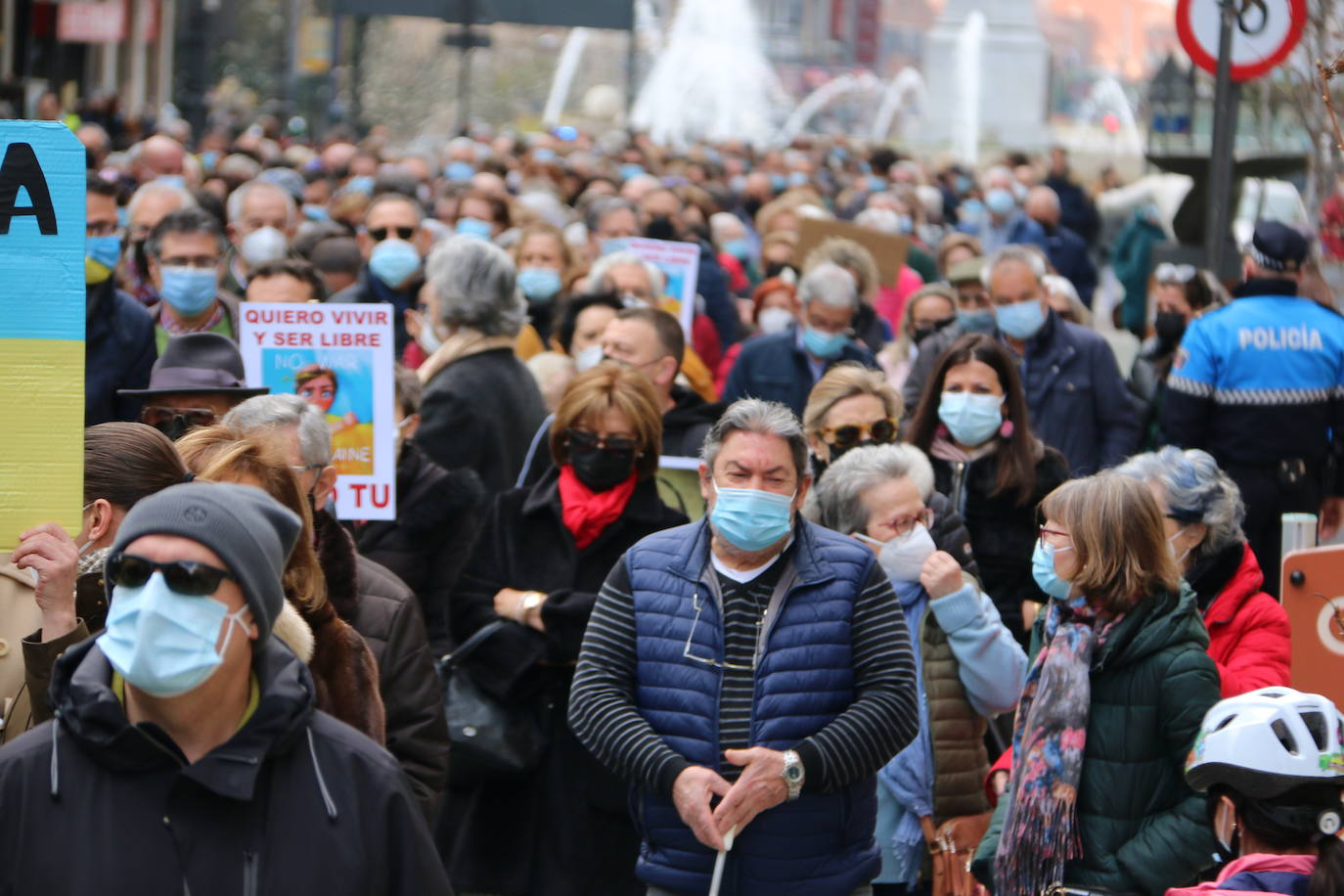 Miles de personas recorren la distancia entre Guzmán y Botines para apoyar al pueblo ucraniano en la guerra que están sufriendo a miles de kilómetros.
