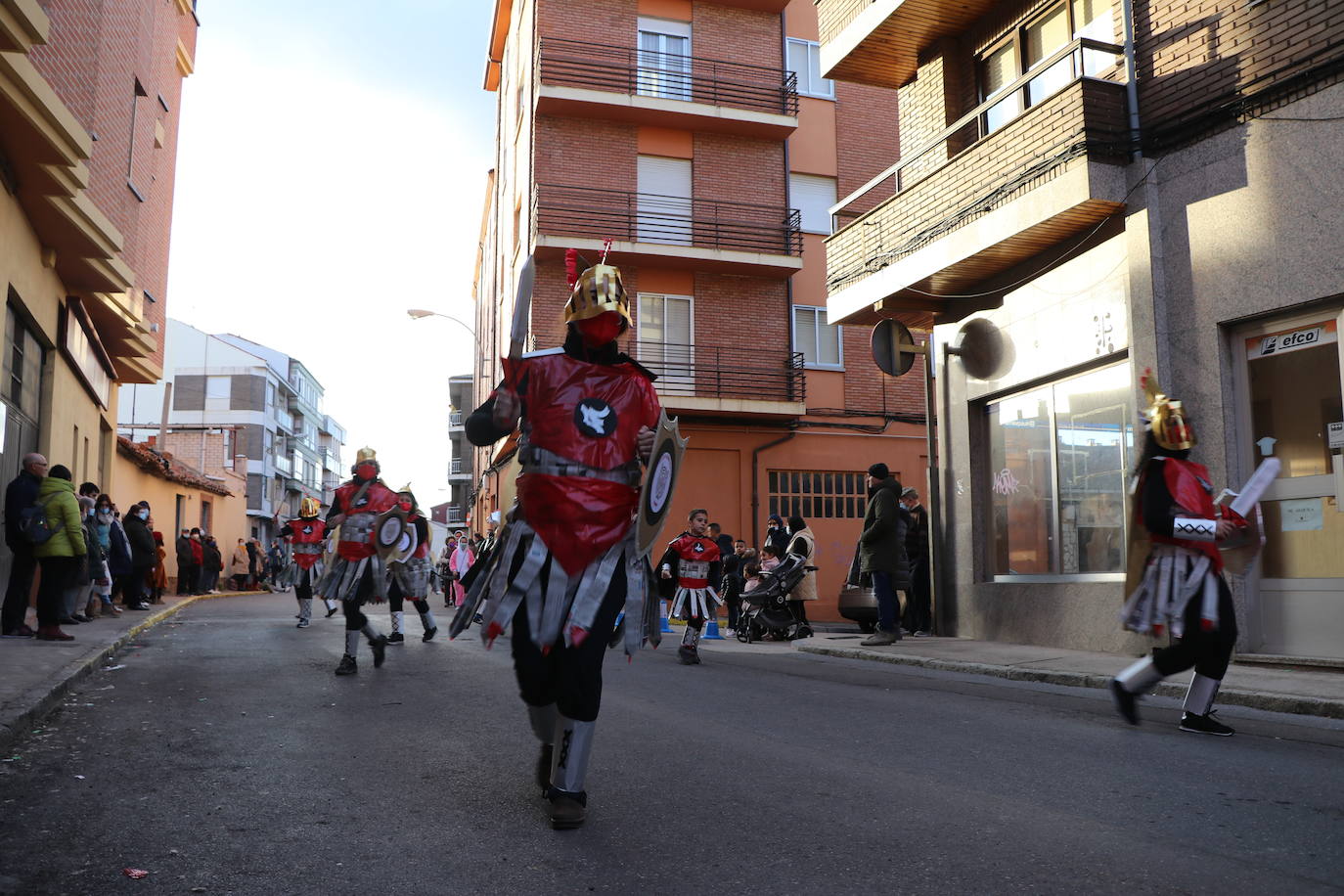 Cabalgata del sábado de Piñata en Astorga.