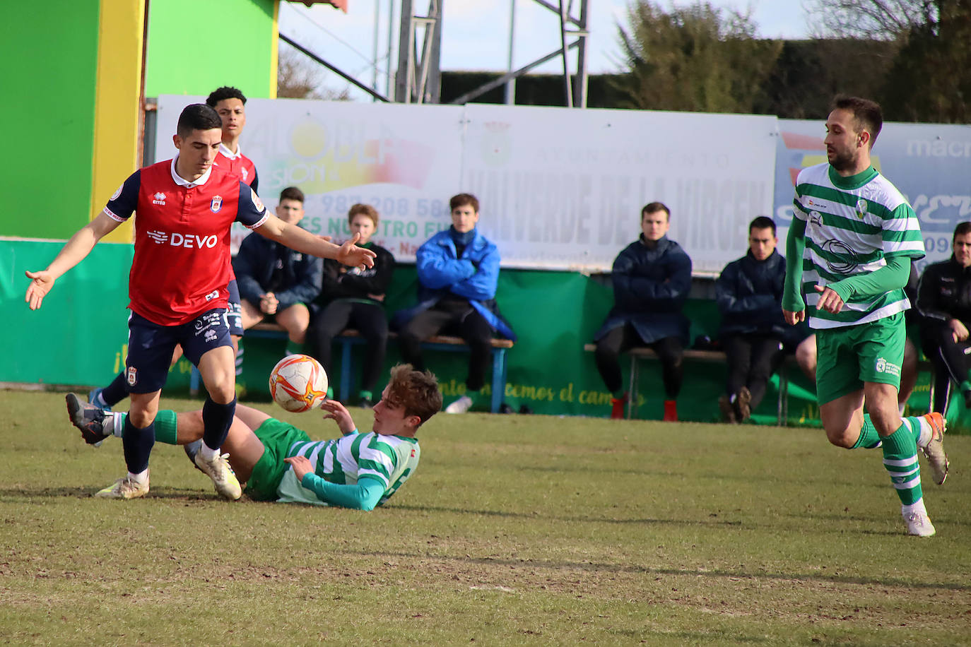 Los verdiblancos se enfrentan en la 26ª jornada del grupo 8 de la Tercera RFEF en Los Dominicos.