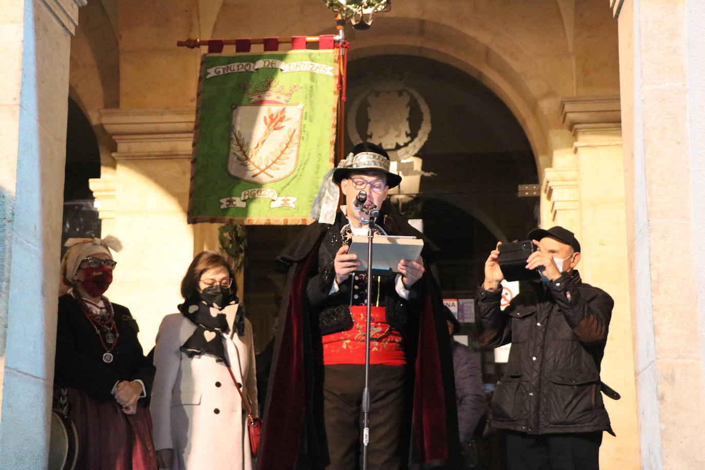 La Asociación Cultural Aguzo vuelve a recuperar las tradicionales 'Rondas Leonesas' con David Gustavo López como pregonero.
