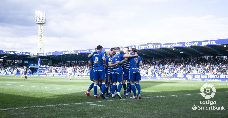 El conjunto berciano recibe a los pitiusos, entrenados por el conocido Paco Jémez, con el playoff como gran batalla entre ambos