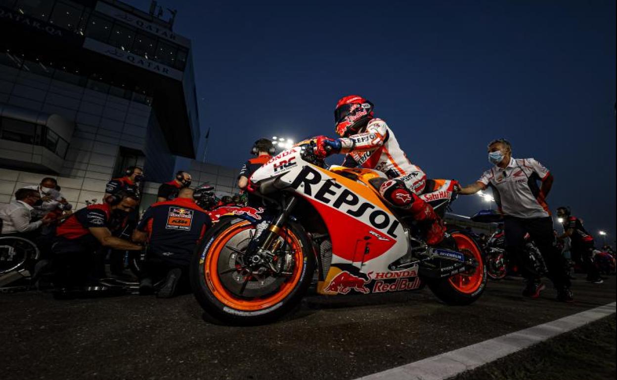 La Honda de Marc Márquez, en el circuito de Losail (Catar).