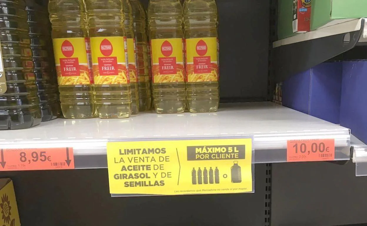 El aceite de girasol dobla su precio en León: consumidores y hostelería los  más afectados 