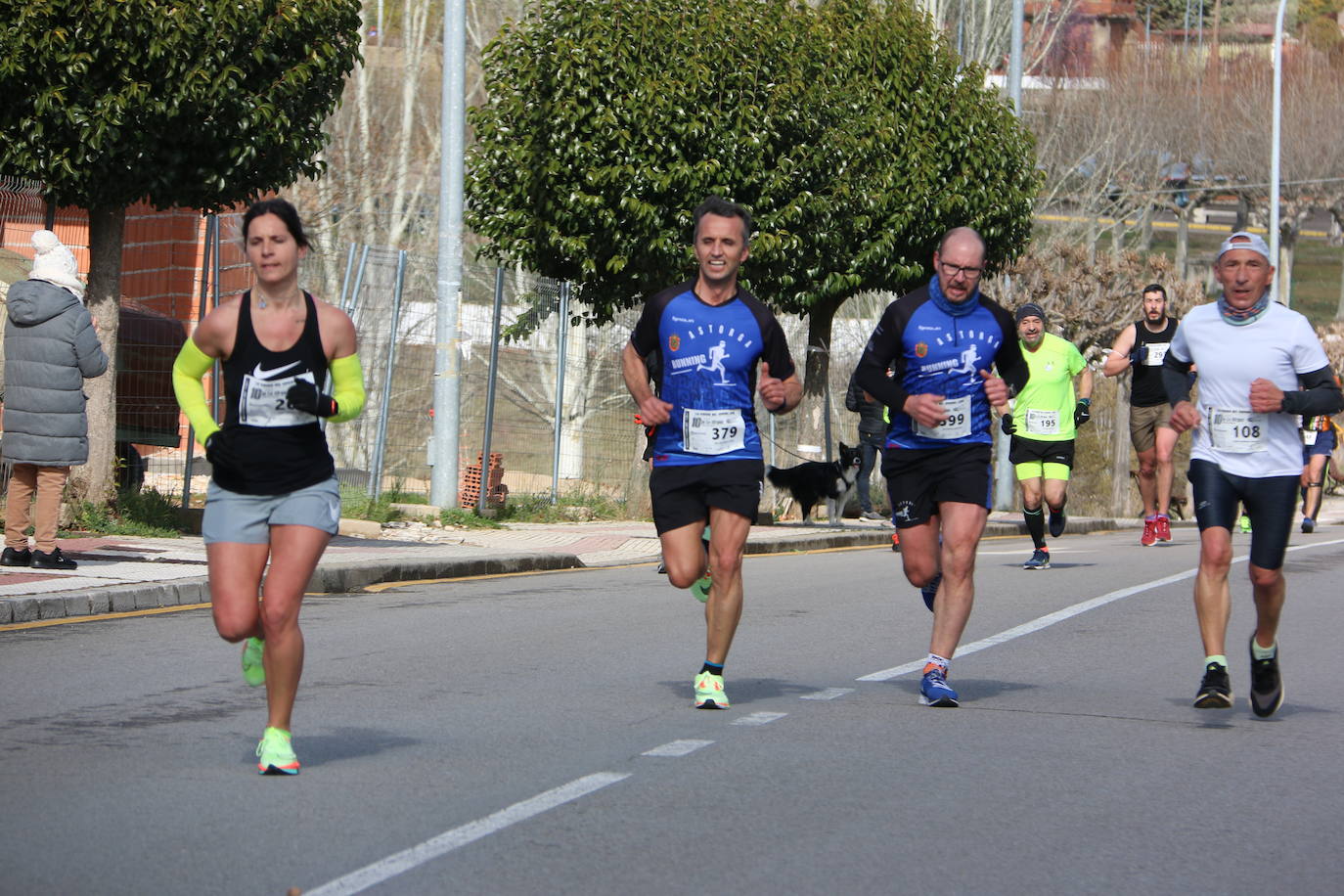 Ofrecemos una amplia galería con los corredores que participaron en esta marcha popular del alfoz de León.