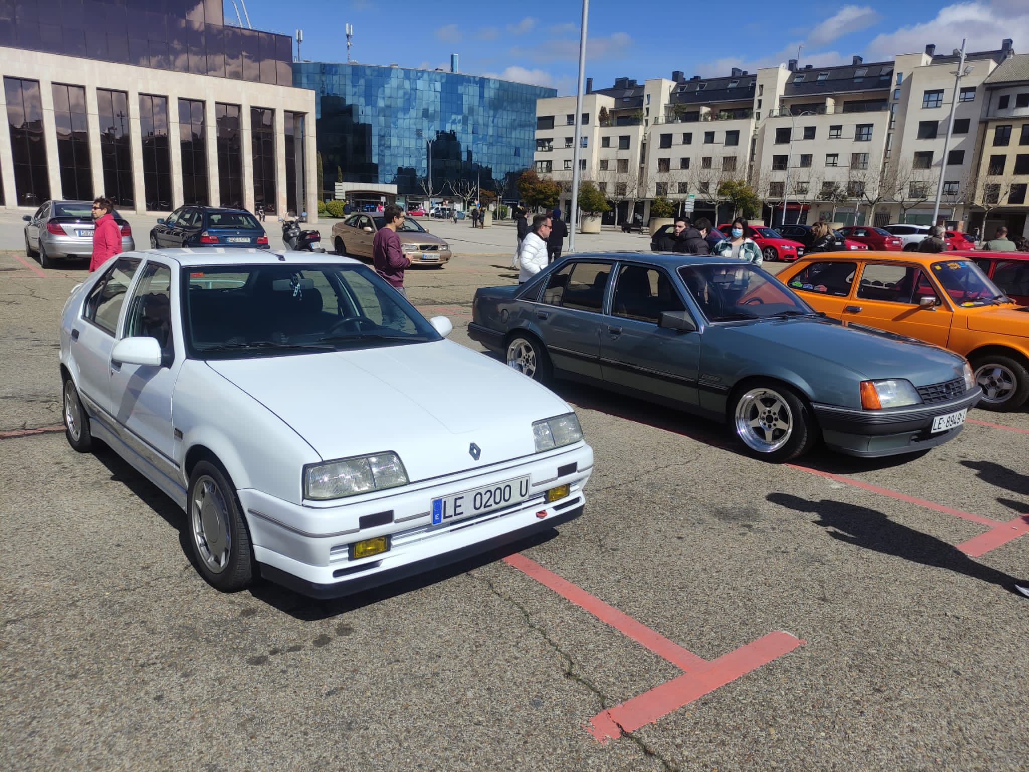 Fotos: Concentración de vehículos clásicos en la Junta