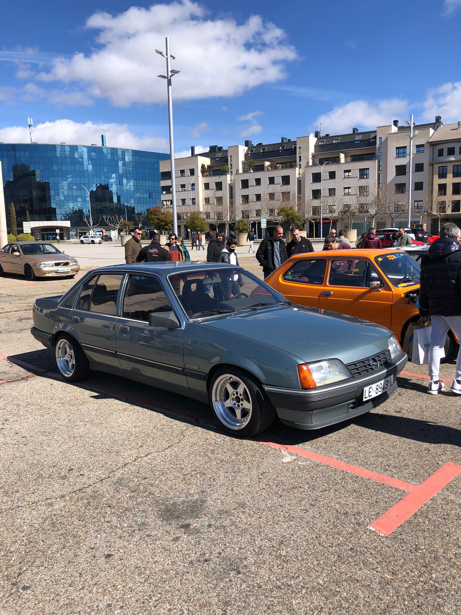 Fotos: Concentración de vehículos clásicos en la Junta