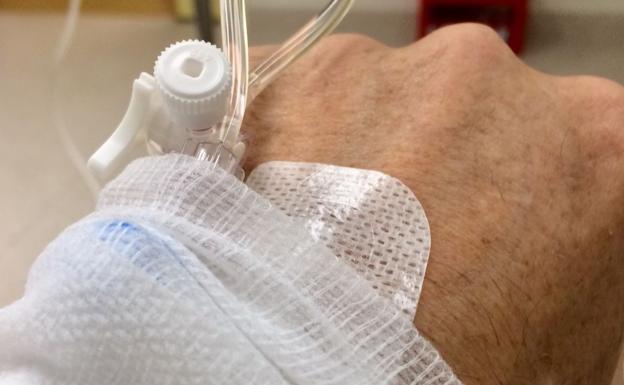 Las personas pueden decidir en su testamento si acceden a la eutanasia en función de una serie de condicionantes.