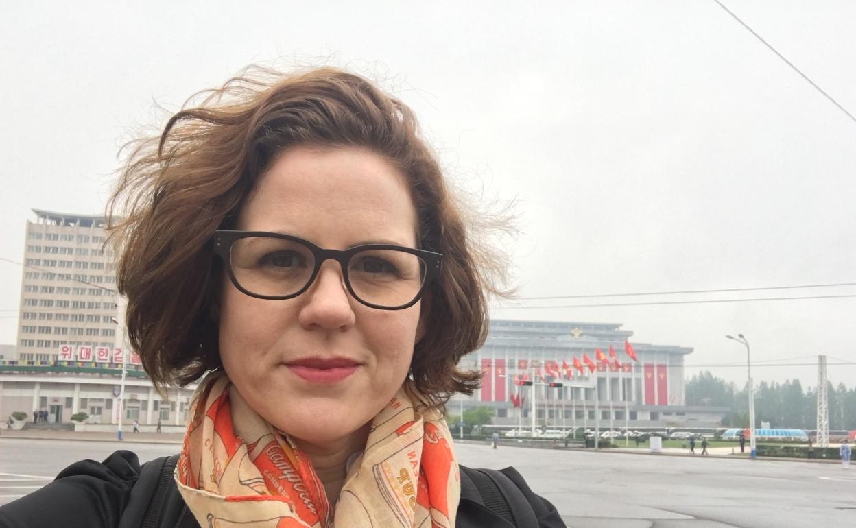 La periodista neozelandesa Anna Fifield, en Pyongyang durante el VII Congreso del Partido de los Trabajadores, celebrado en mayo de 2016.