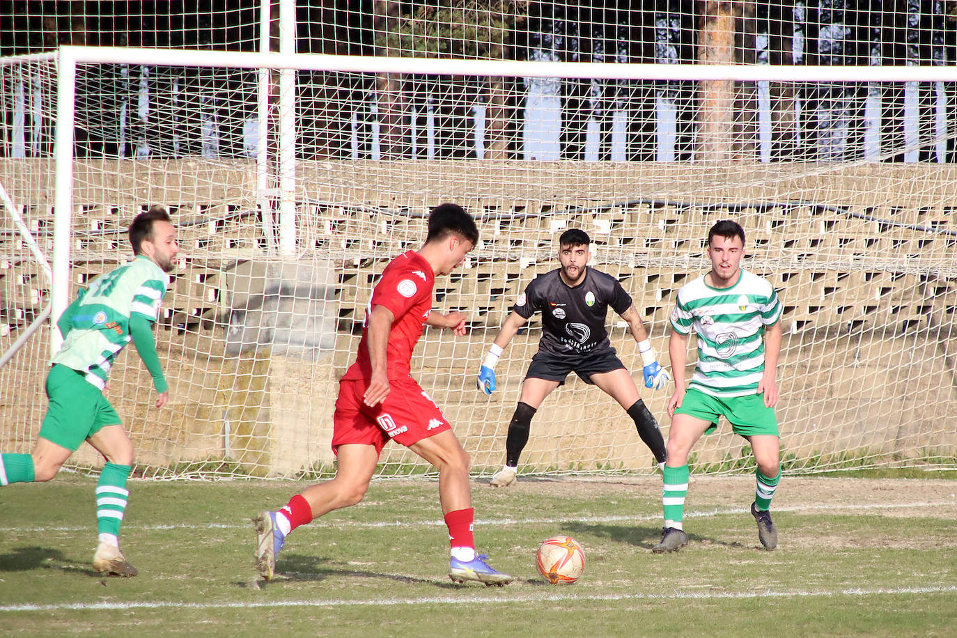 La Virgen y Júpiter disputan un intenso y vibrante derbi que se llevaron los locales