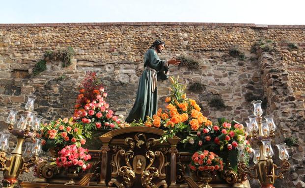 Las procesiones que organiza el Gran Poder no podrán atravesar la zona de los Cubos debido a las obras.