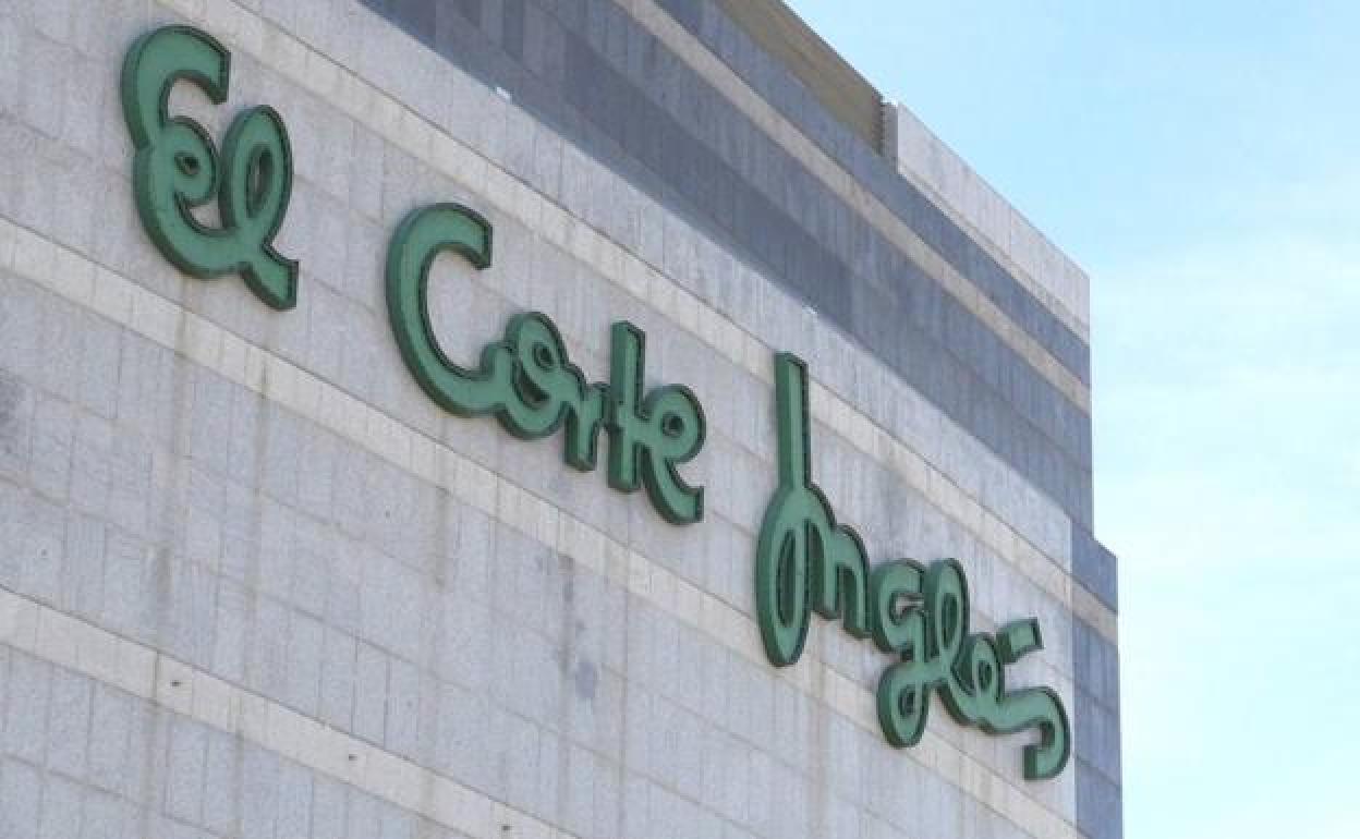 El Corte Inglés se une a 'La Hora del Planeta' y apaga las luces de todas sus fachadas