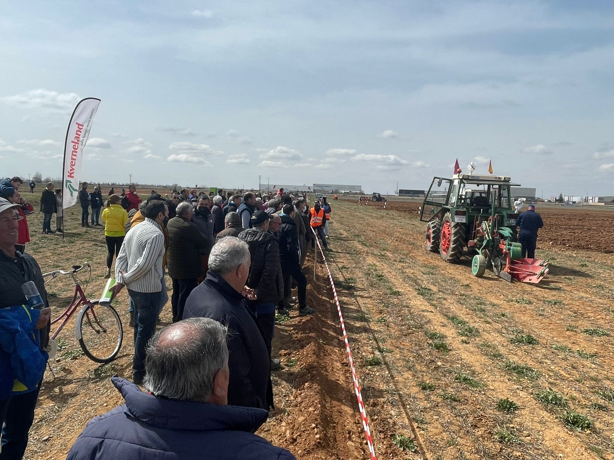 La localidad acoge el campeonato nacional de arada durante este fin de semana.