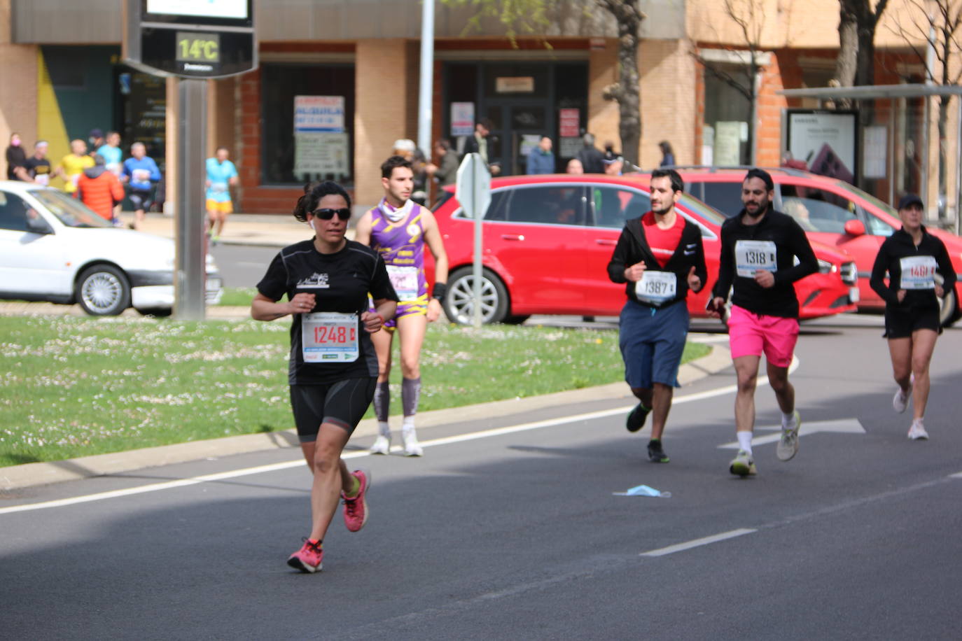 Fotos: Llegada a meta de la Media Maratón