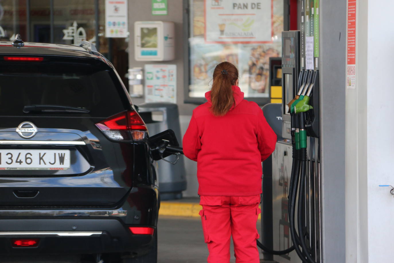 Fotos: Bajada de precios en las gasolineras de León