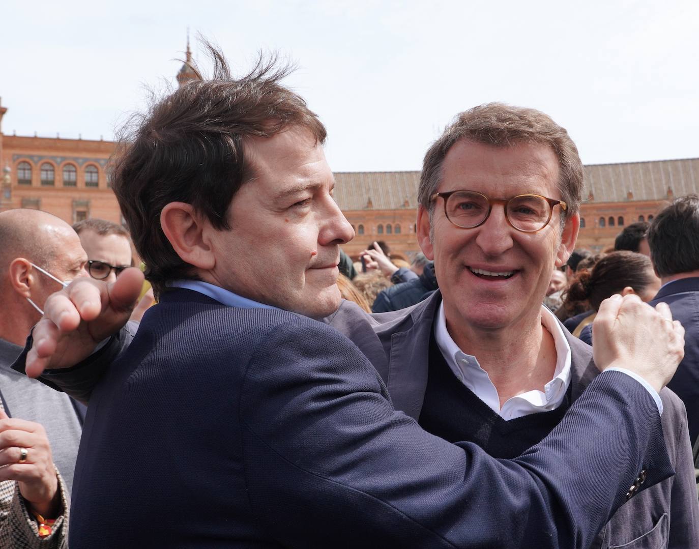 Fotos: El PP reúne al Comité Ejecutivo Nacional en Sevilla