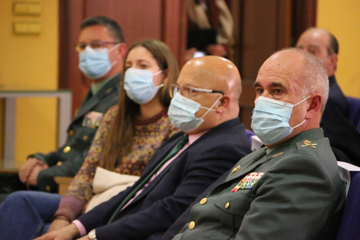 Fotos: Veterinaria reconoce a la Guardia Civil