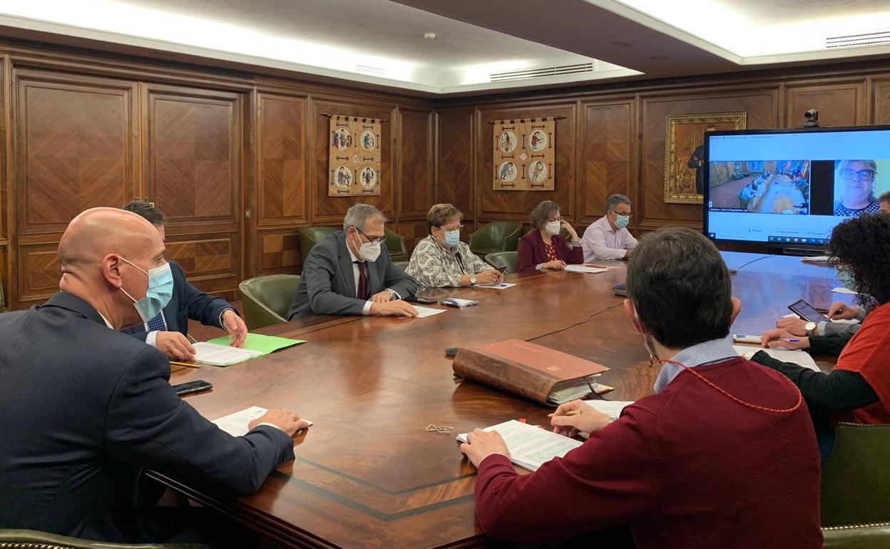 La Junta de Gobierno Local celebrada este viernes en el Ayuntamiento de León.