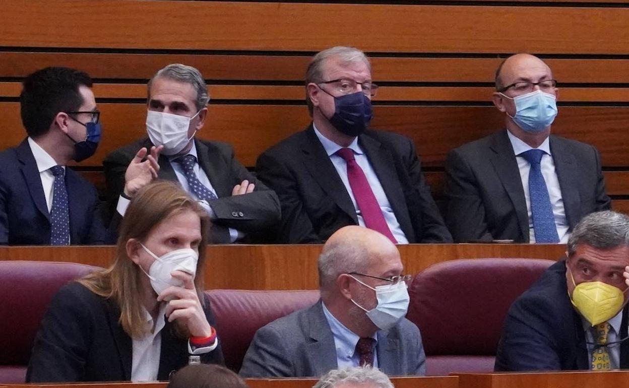 Francisco Igea, durante la sesió nde debate de investidura de Mañueco.