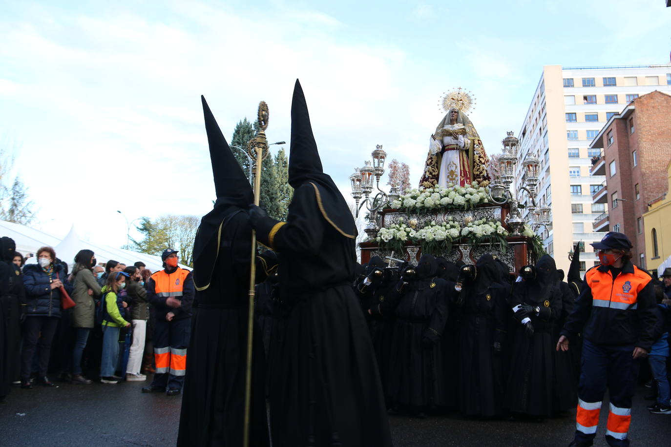 Uno de los momentos de la Procesión del Dolor de Nuestra Madre. 