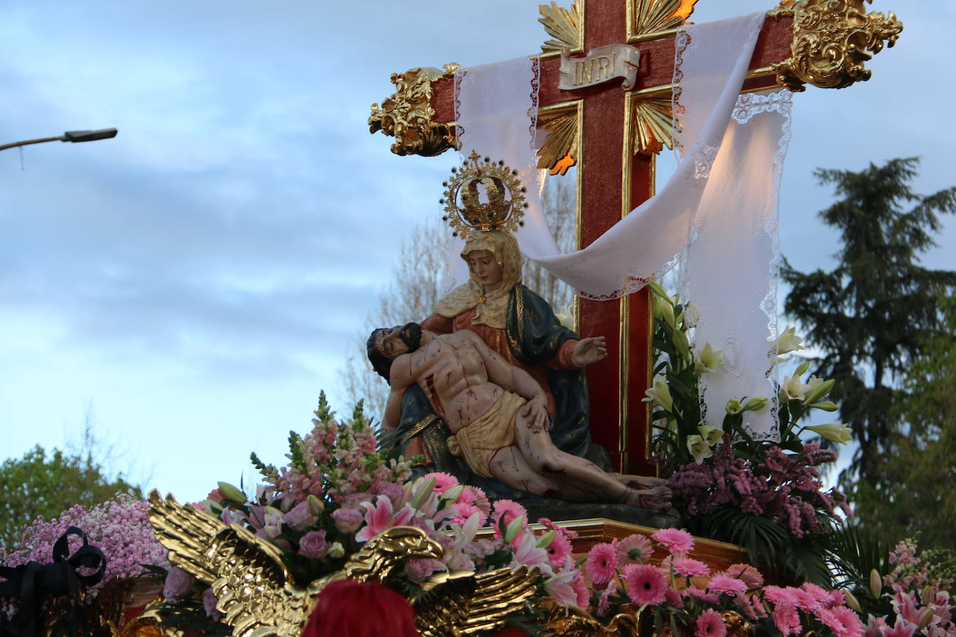 Uno de los momentos de la Procesión del Dolor de Nuestra Madre. 